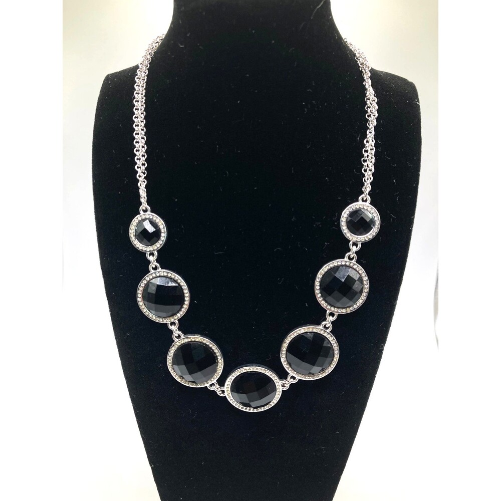 WHITE HOUSE/BLACK MARKET Black Circles Faceted w/ Rhinestone Collar Necklace 16"